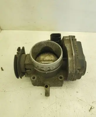 Volkswagen Golf IV Throttle valve 06A133063 408237212005