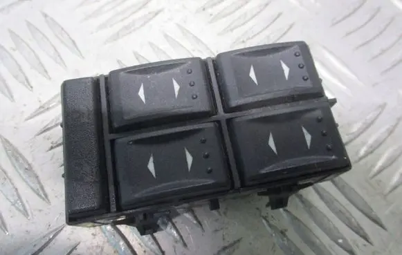 Ford Mondeo Mk III Quarter vent window switch 