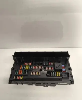 BMW 5 GT F07 Fuse module 9210861 00638236 117033442