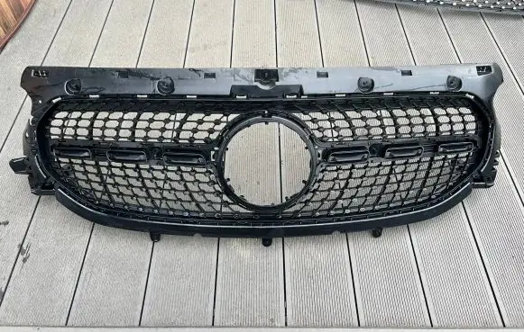 Mercedes-Benz GLA H247 Front grill A2478883800