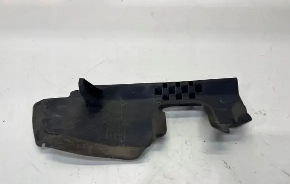 Audi A4 S4 B6 8E 8H Intercooler air guide/duct channel 