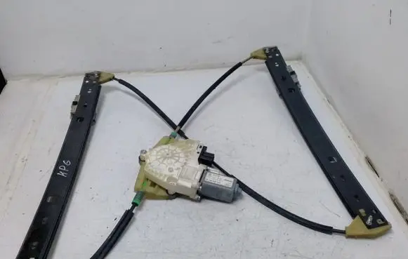 Audi Q7 4L Rear door window regulator with motor 4L0959801B