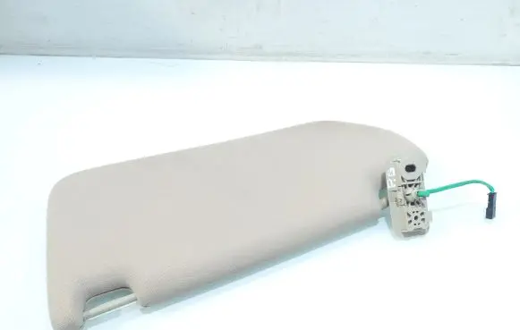 Volvo V70 Sun visor 14E811371