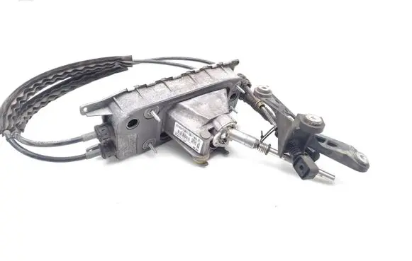 Volkswagen PASSAT B7 Gear selector 3C0711049AE 1K0711061B
