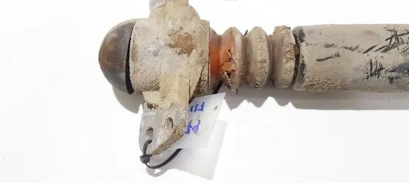Volkswagen Golf V Coil spring mount 