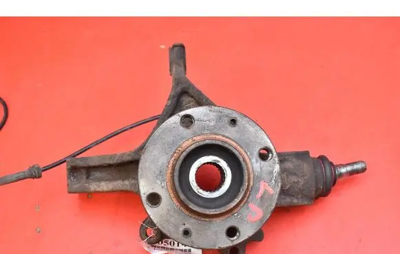 Peugeot 307 Front wheel hub spindle knuckle 