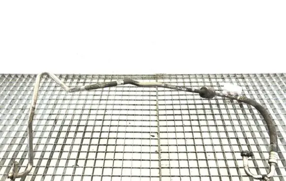 Air conditioning (A/C) pipe/hose