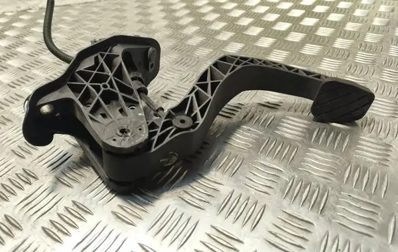 Skoda Fabia Mk3 (NJ) Clutch pedal 6C1721059M