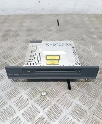 BMW 5 E39 CD/DVD changer 65126908783 10390835 CD53E3953