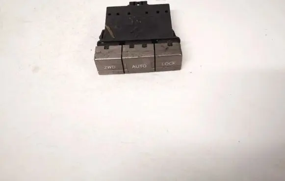 Nissan X-Trail T30 Central locking switch button 