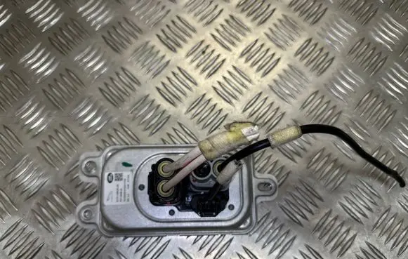 Jaguar XE Fuel injection pump control unit/module 7271605830