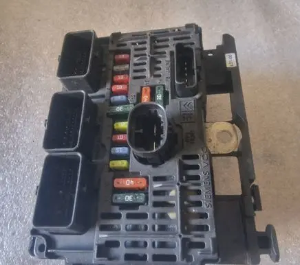 Peugeot 407 BSM Control unit BSML0100 9656086080