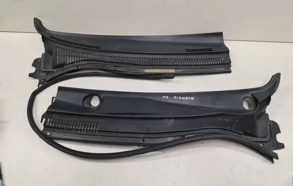 Toyota Avensis T250 Wiper trim 5578205030 5578205040 3189P010