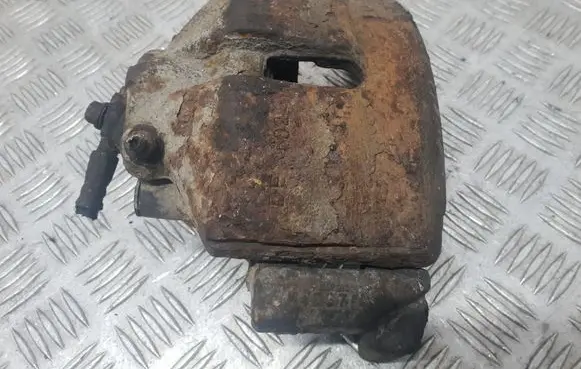 Volkswagen Golf V Front brake caliper
