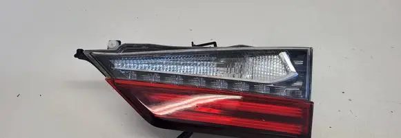 Lexus RX 330 - 350 - 400H Tailgate rear/tail lights 