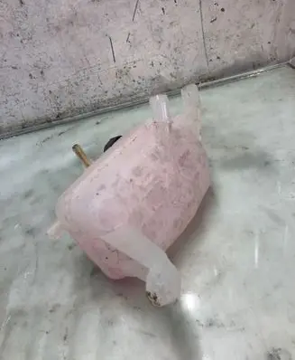 Hyundai Kona II Coolant expansion tank/reservoir 25430at000