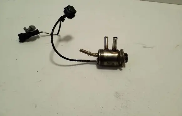 Land Rover Evoque II AdBlue injector 0444025130 M8D2189E3CB