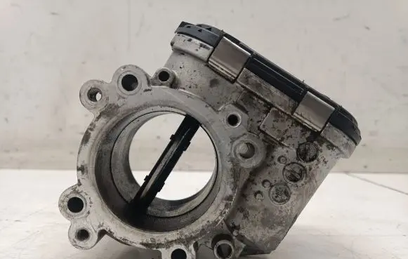 Mercedes-Benz E W212 Throttle valve A6420900270