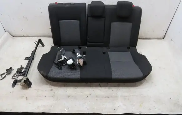 Suzuki SX4 S-Cross Rear seat KRIS235789