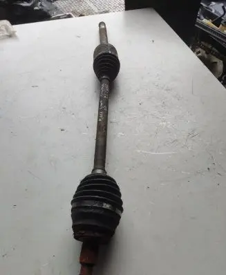 Jeep Grand Cherokee (WK) Front driveshaft