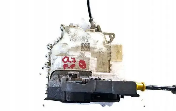 Audi Q7 4M Front door lock 8J1837016F