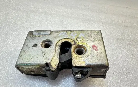 Audi 80 90 S2 B4 Front door lock 893837015C 893173