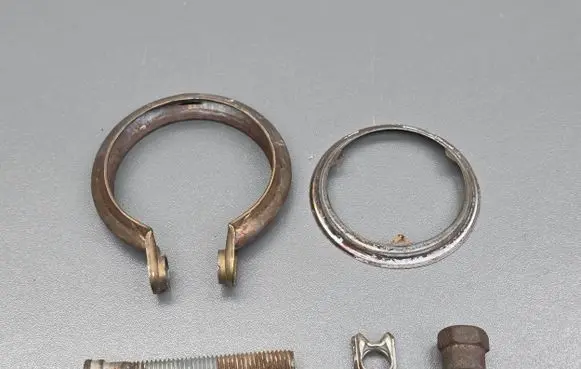 Ford Fiesta Muffler pipe connector clamp CVS2T670