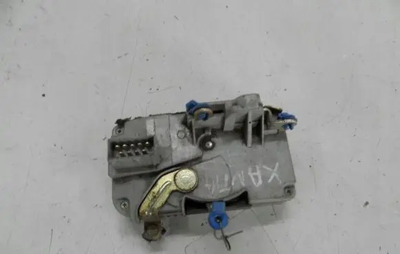 Citroen Xantia Front door lock 