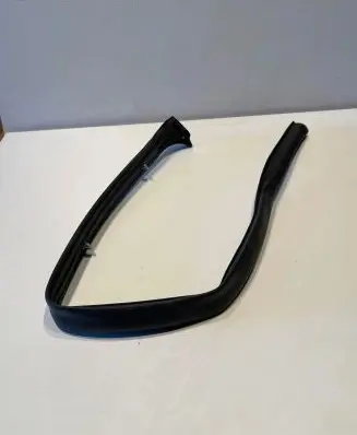 Honda CR-V Rubber seal front door (on door) 72327-T7A-J01