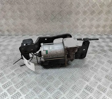 BMW X6 E71 Air suspension compressor/pump 6859714