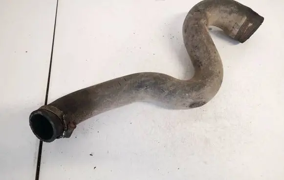 Intercooler hose/pipe