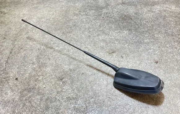 Mercedes-Benz Sprinter W907 W910 Radio antenna A9079051702 0010001365 920508011