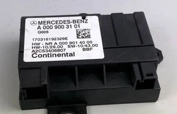 Mercedes-Benz E W212 Fuel injection pump control unit/module A0009003101 A2C53406807 170316192329E