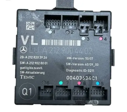 Mercedes-Benz C W204 Door control unit/module A2128203926 A2129028001 A2129004402