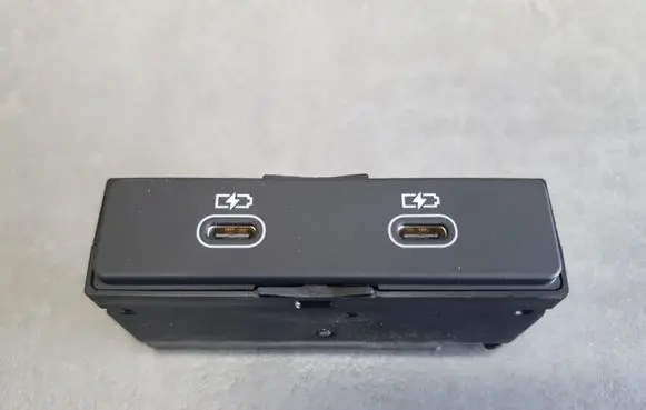 Audi Q8 USB socket connector 4N1035954