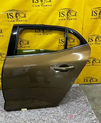 Renault Megane IV Rear door