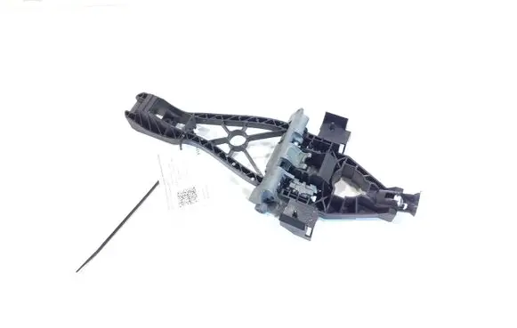 Rear door exterior handle/bracket