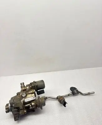 BMW 5 E60 E61 Fuel injection high pressure pump 7615617