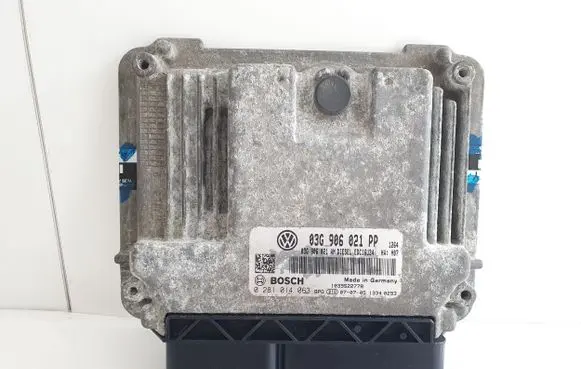Volkswagen Golf V Engine control unit/module 03G906021PP 0281014063