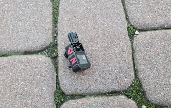 Opel Insignia B Airbag deployment crash/impact sensor 13509730