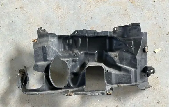 BMW 6 F12 F13 Front underbody cover/under tray 7185170