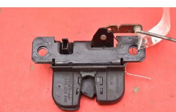 Seat Leon (1M) Tailgate/trunk/boot lock/catch/latch 3B9827505C