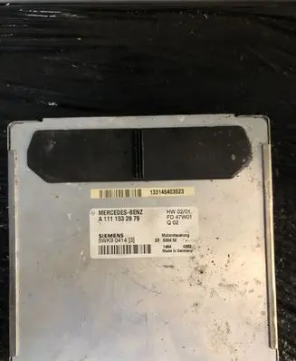 Mercedes-Benz C W203 Engine control unit/module A1111532979