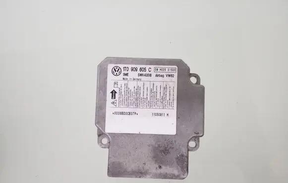 Volkswagen Touran I Airbag control unit/module 1T0909605C 5WK43518