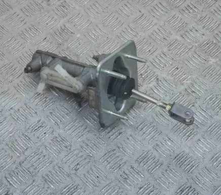 Toyota Prius (XW20) Master brake cylinder