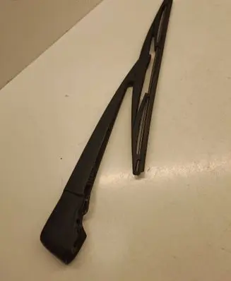 BMW X5 F15 Rear wiper blade A5724