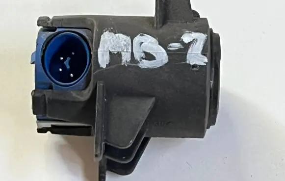 Mercedes-Benz S W220 Front parking sensor holder (PDC) A2208850067