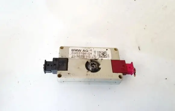 BMW 3 E90 E91 Antenna control unit 21367510 6953191-01