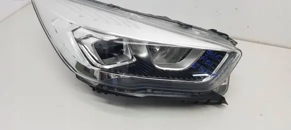 Ford Kuga II Headlight/headlamp 10004