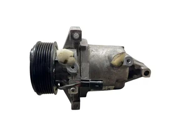 Dacia Sandero III Air conditioning (A/C) compressor (pump) 926008469R